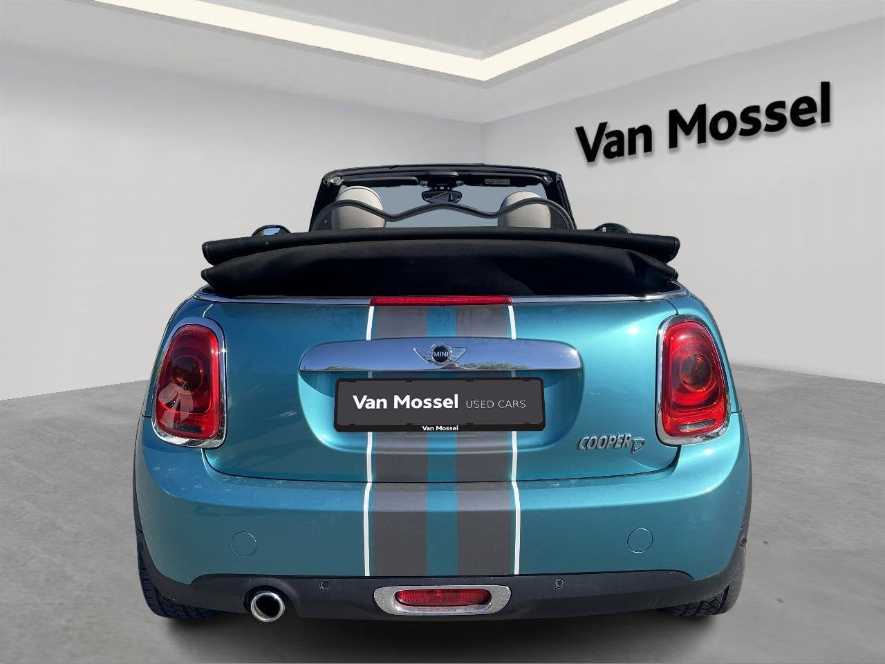 MINI Cabrio Cooper D (85 kW), https://public.car-pass.be/vhr/b05685b9-5d3b-4b27-8037-2b70051d0616, Achat, Euro 6, Entreprise