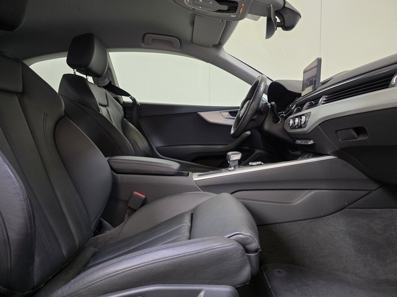 Audi A5 Coupé 2.0 TDI Autom. - GPS - 1Ste Eig!, Auto's, Audi, 4 cilinders, 0 kg, Diesel, Zilver of Grijs