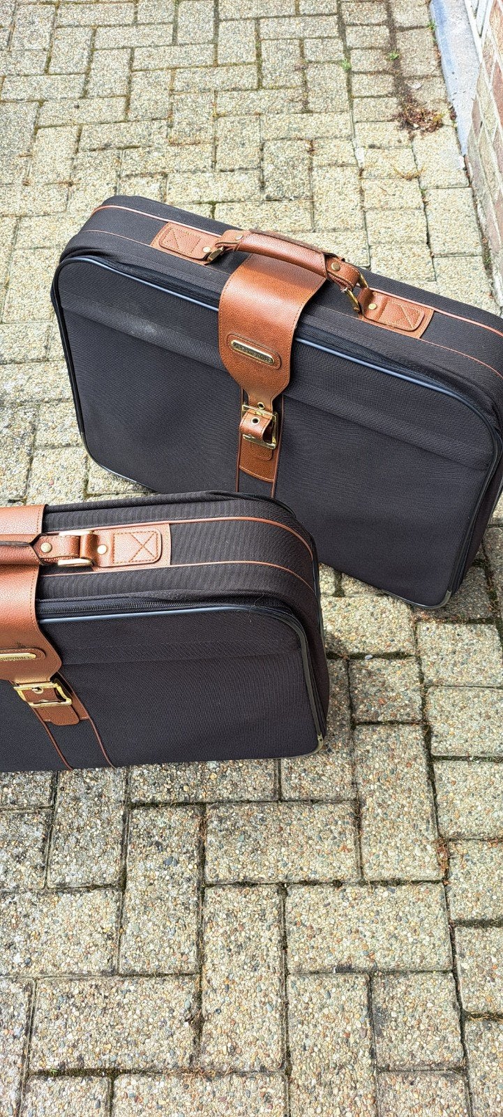 2 Samsonite valiezen, Uitschuifbare handgreep, Hard kunststof, 45 tot 55 cm, Zo goed als nieuw