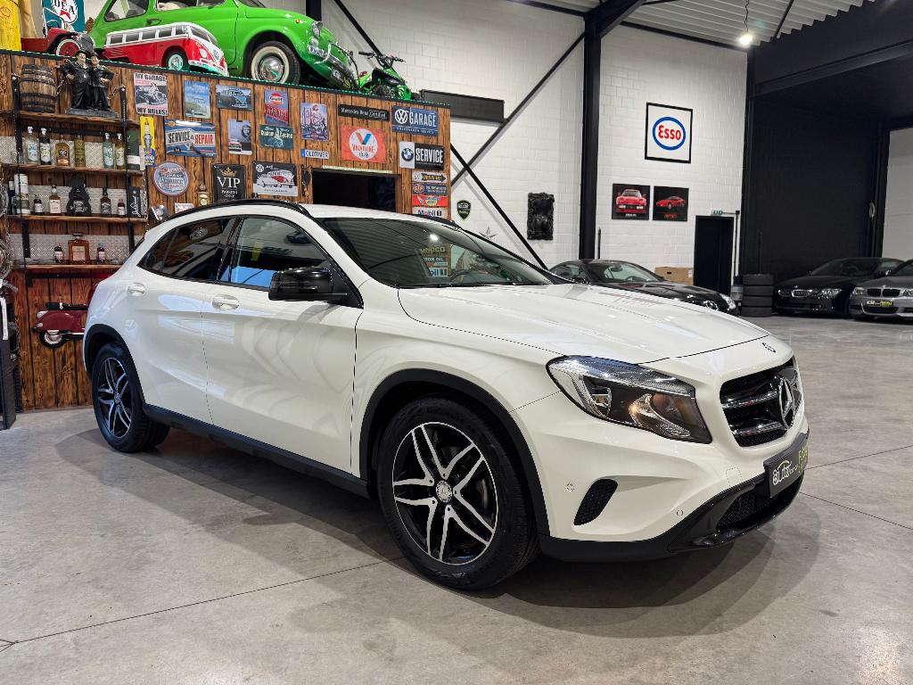 MERCEDES GLA 200 CDI 4 MATIC - AUTOMAAT - TOPSTAAT -, Autos, Mercedes-Benz, Achat, Euro 6, Entreprise, Entretenue par le concessionnaire
