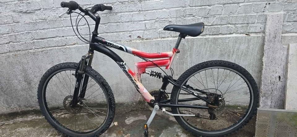 Mountain bike Ballistic wind 21 versn. Schijfremmen, Fietsen en Brommers, Ophalen, Gebruikt