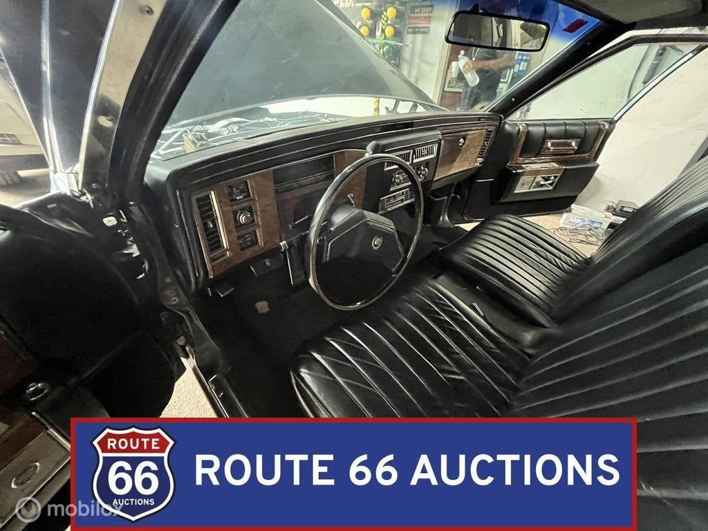 Cadillac Fleetwood Limousine | 1978 | Route 66 Auctions, Auto's, Cadillac, Zwart, Bedrijf, Handgeschakeld