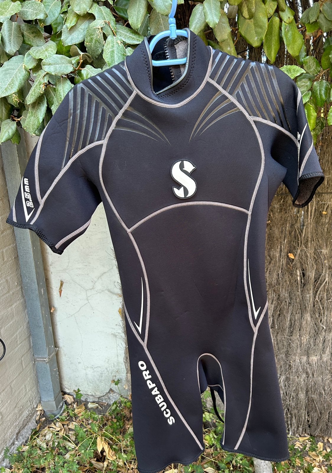 Scubapro shorty 2,5mm, Watersport en Boten, Duiken, Ophalen of Verzenden, Zo goed als nieuw, Duikpak