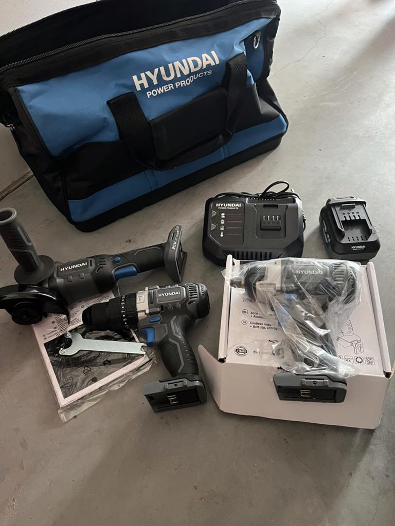 Hyundai zak, Ophalen, Zo goed als nieuw