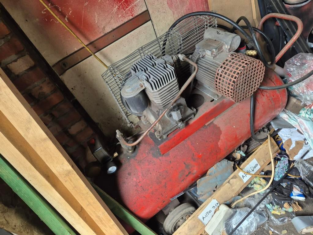 Ik verkoop Brown compressor 100liter 220v, Doe-het-zelf en Bouw, Compressors, Ophalen