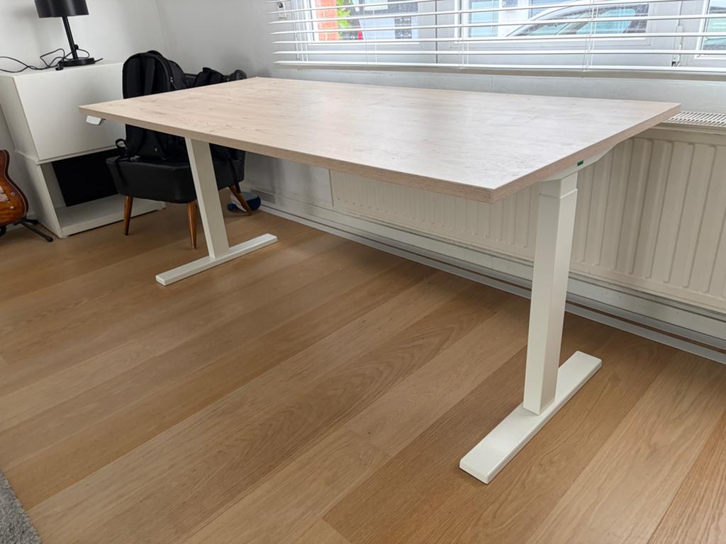 Ivono standing desk Echo 180cm chestnut, Ophalen, Gebruikt, Scandinavisch, Hout