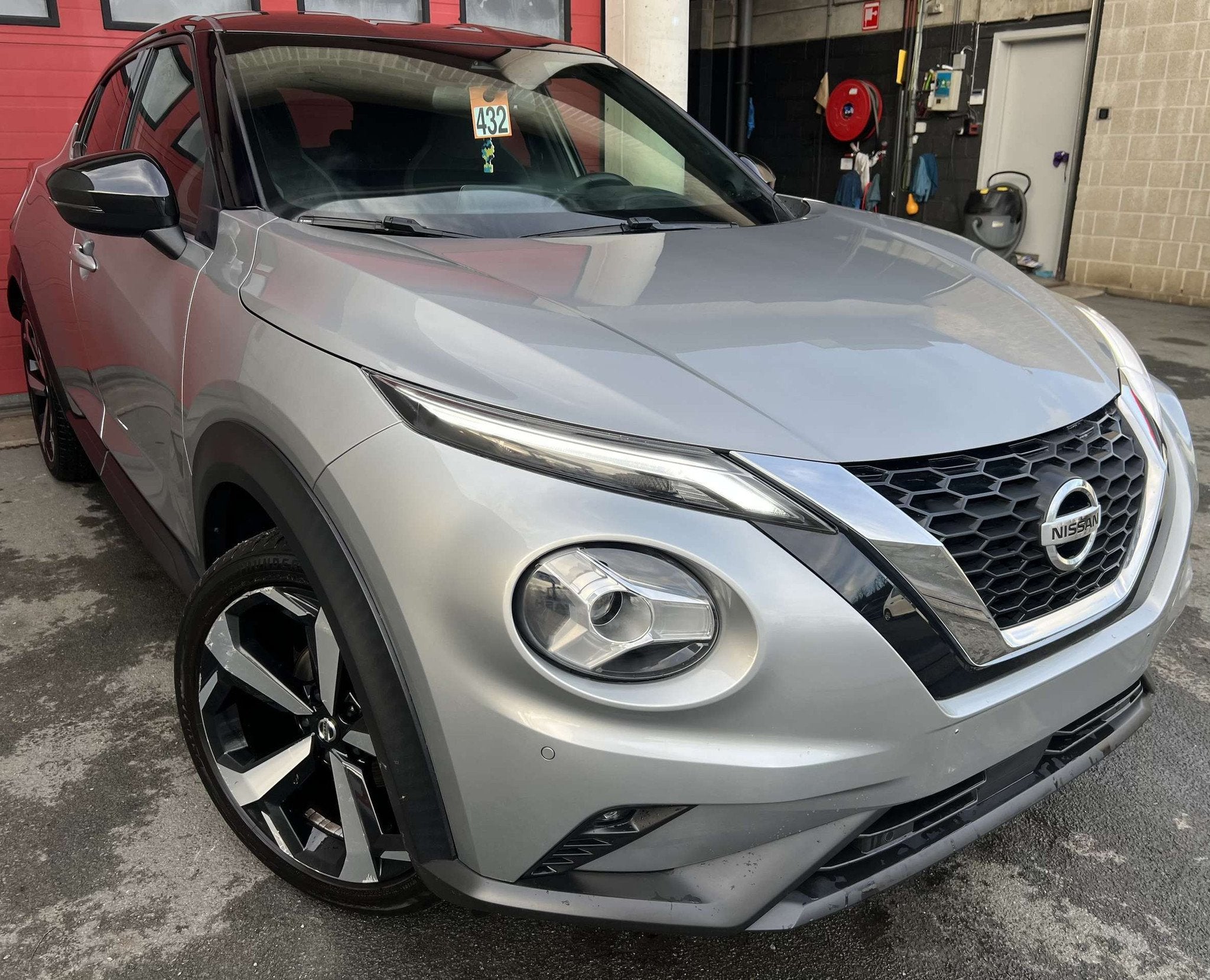 Nissan Juke 1.0 DIG-T 2WD Business Edition + CAMÉRA + NAVI, Argent ou Gris, Achat, Euro 6, Entreprise