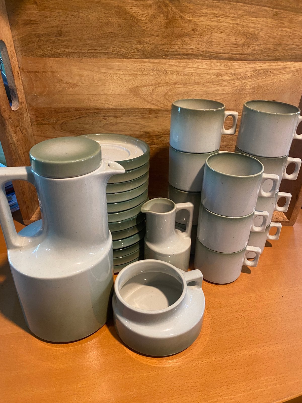 Groen koffieservies, Huis en Inrichting, Keuken | Servies, Ophalen, Zo goed als nieuw, Modern