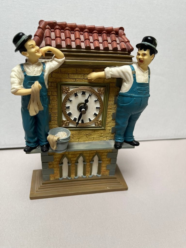 horloge à quartz Stan Laurel & Oliver Hardy image clock, Maison & Meubles, Accessoires pour la Maison | Horloges, Enlèvement ou Envoi
