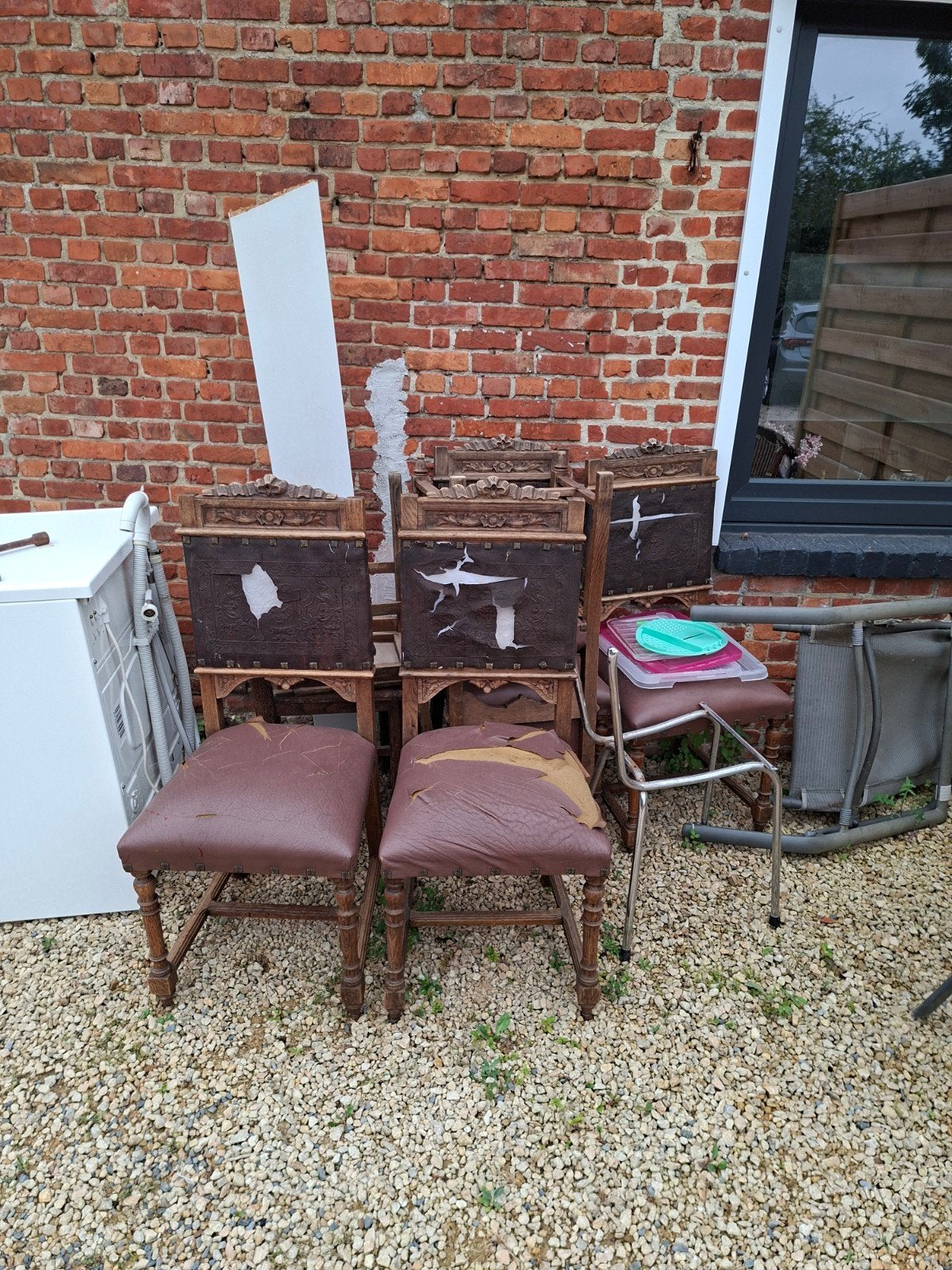 gratis stoelen, Ophalen