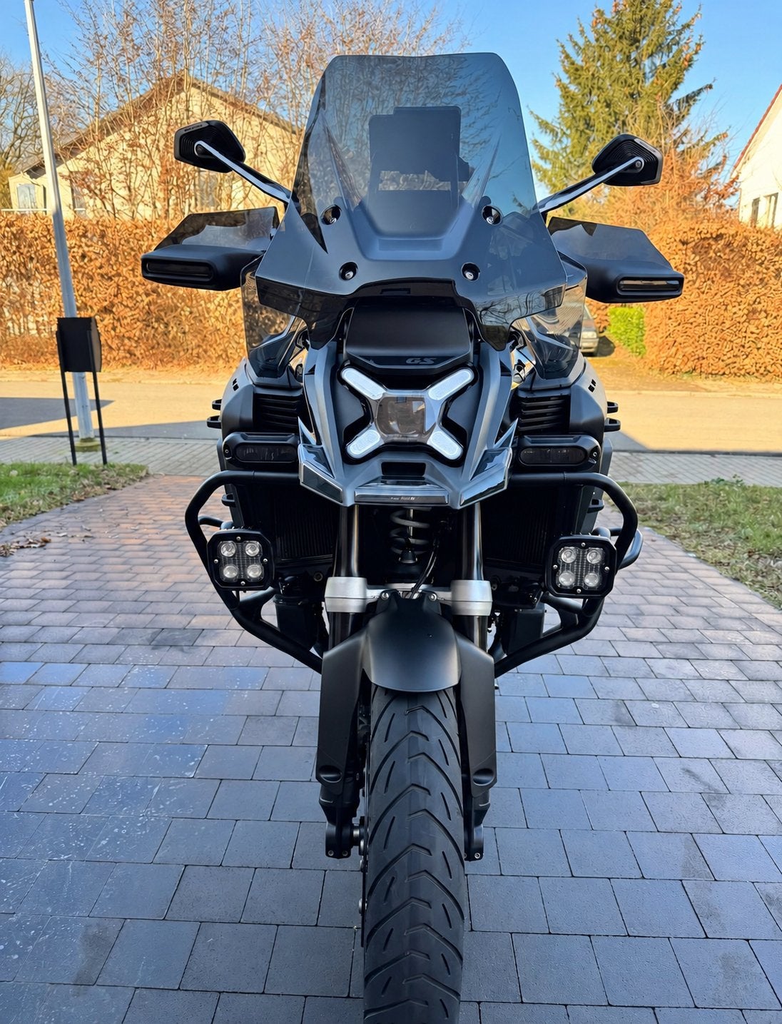 CRASHBAR SW MOTECH AAN DE BOVENKANT. BMW GSA1300 + Denali D4, Motoren, Ophalen, Gebruikt