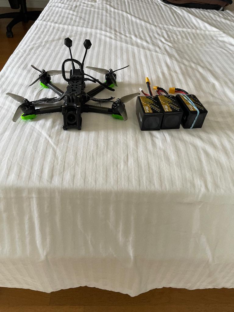 Iflight Nazghul Evoque F5 V2 O4 GPS FPV drone, TV, Hi-fi & Vidéo, Drones, 250 à 900 g, Qualité supérieure, Comme neuf, Enlèvement