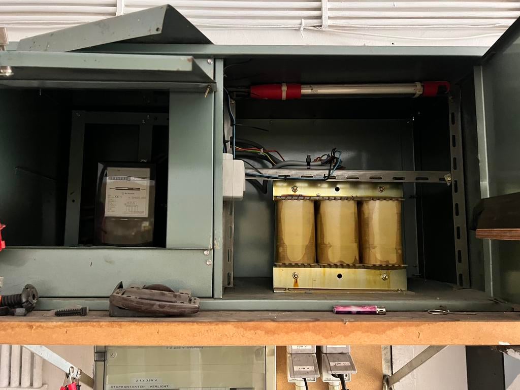 Transfo triphasé à 380 V, Electroménager, Enlèvement, Comme neuf