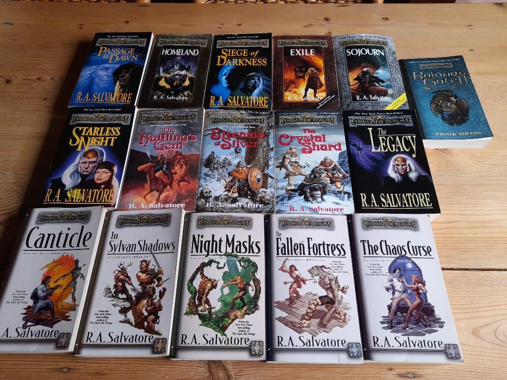 16 stuks forgotten realms serie oa the cleric quintet, Ophalen, Zo goed als nieuw