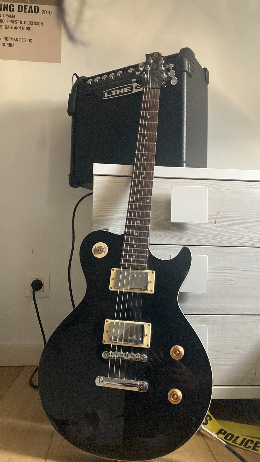 Electrische gitaar met versterker, Muziek en Instrumenten, Ophalen, Gebruikt, Solid body, Overige merken