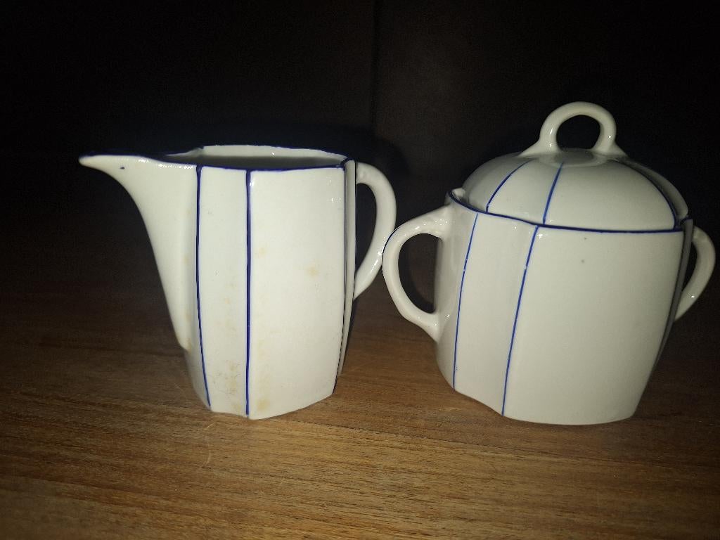 Ensemble sucrier et pot à lait, Maison & Meubles, Enlèvement, Utilisé, Porcelaine, Autres types