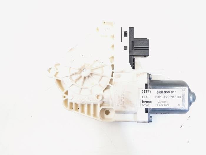 Moteur de vitre portière d'un Audi A4, -, 3 mois de garantie, Audi, Utilisé