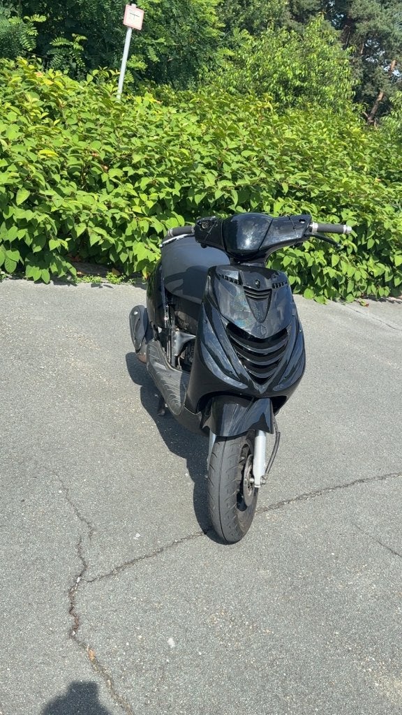 Piaggio zip 4t, Fietsen en Brommers, Ophalen, Zip, Klasse A (25 km/u), Zo goed als nieuw