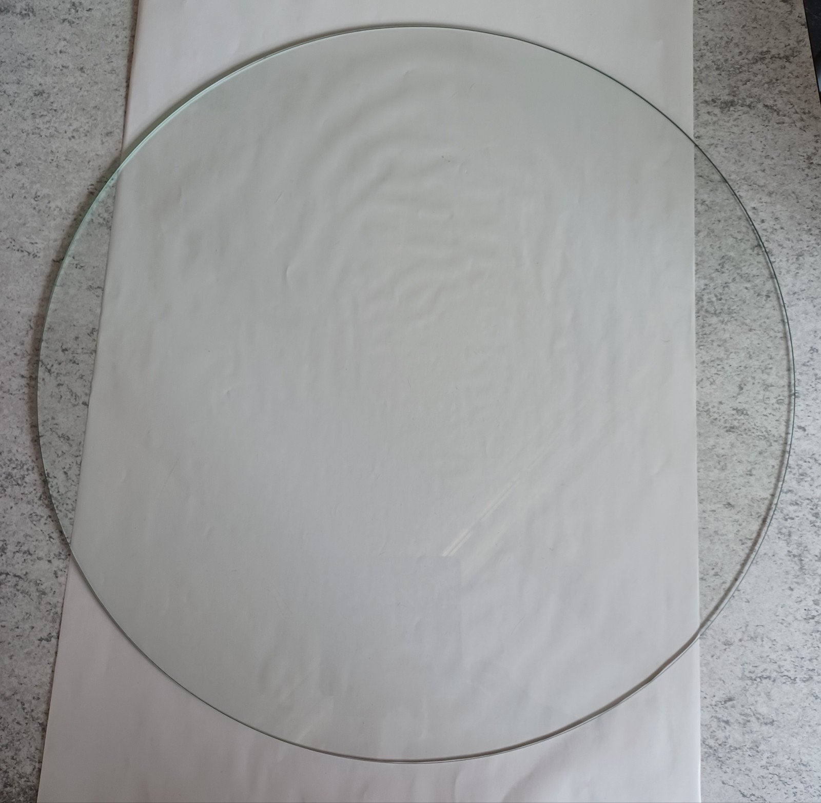 2 ronde glazen diameter 60 cm, een groot glas voor kader 30, Ophalen, Gebruikt, Glas