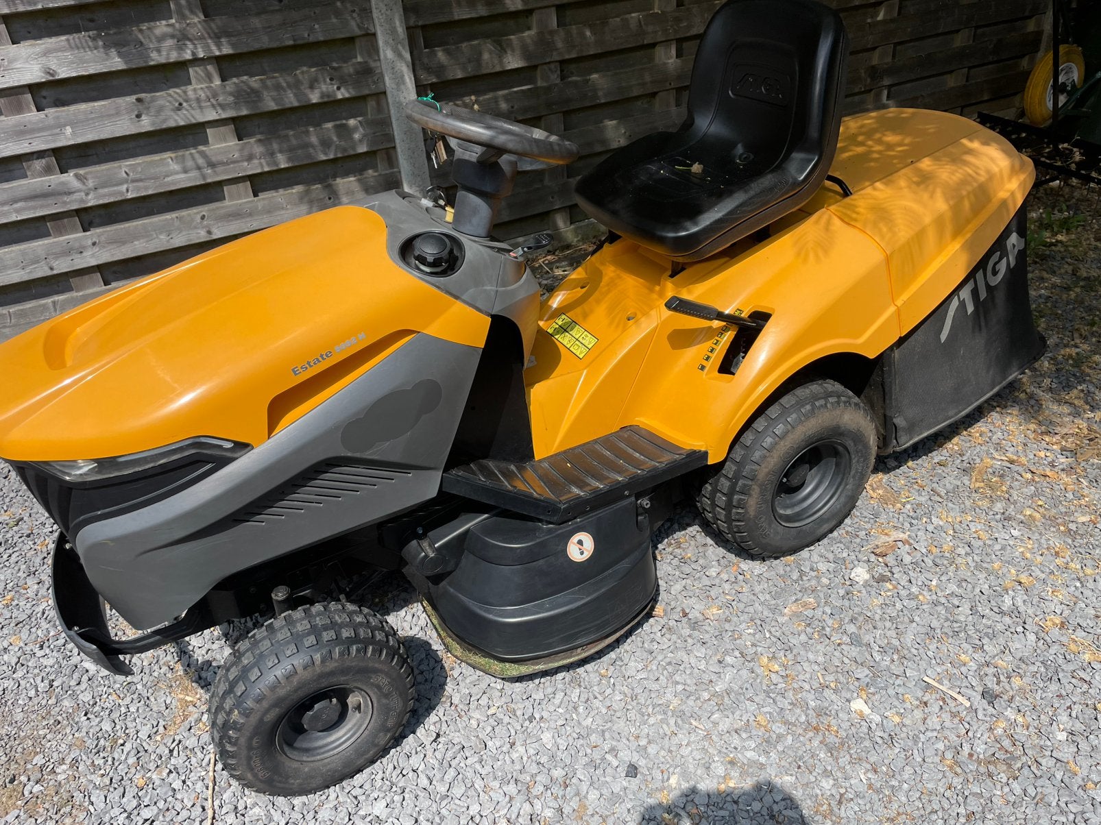 Zitmaaier Stiga 5092 inclusief mulchplug, Ophalen, Zo goed als nieuw