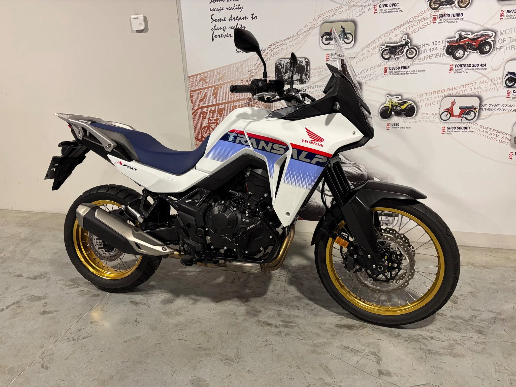 Honda XL 750 Transalp in nieuwstaat, Motos, 750 cm³, Entreprise, Occasion, Plus de 35 kW