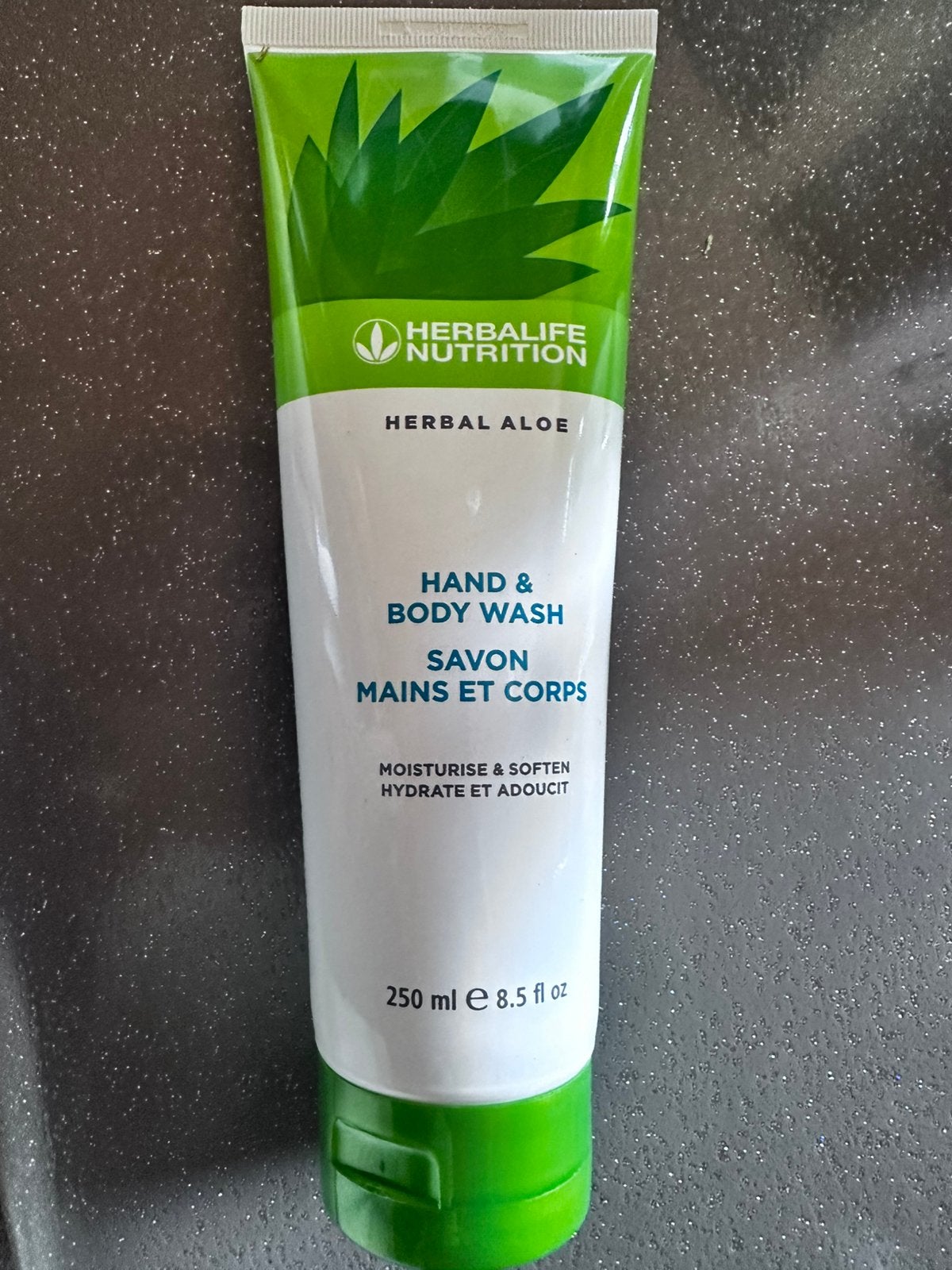 Herbalife, Enlèvement, Comme neuf