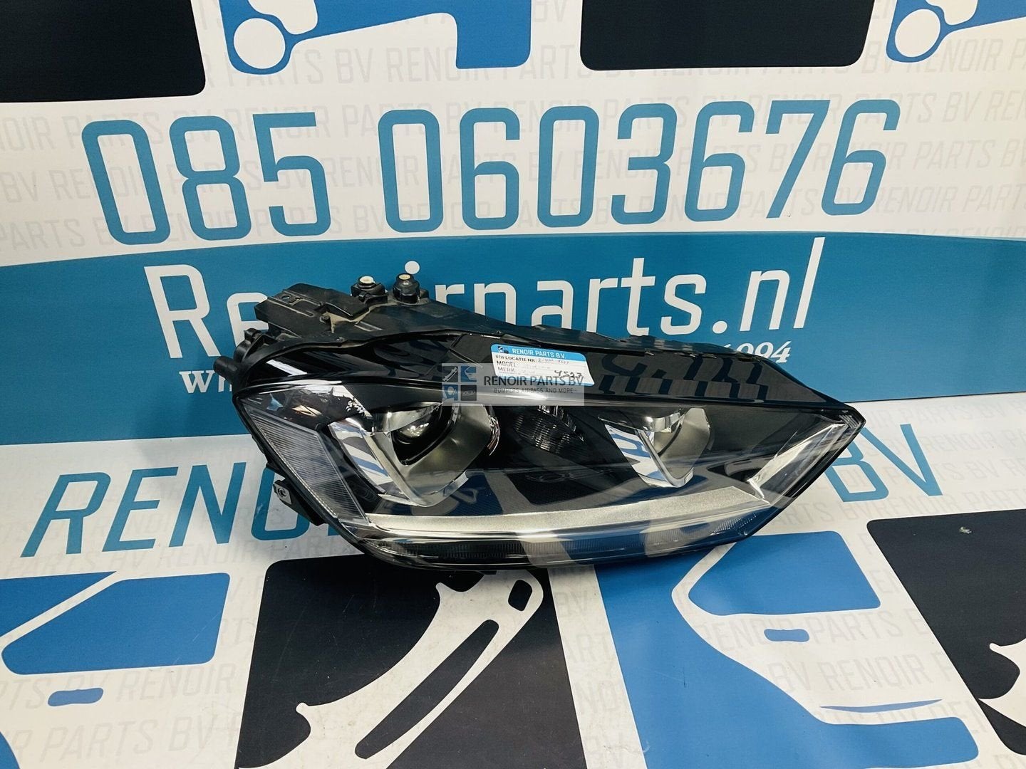 Koplamp Volkswagen Golf 7 Sportsvan Xenon 517941032B Rechts, Autos : Pièces & Accessoires, -, Utilisé, -, Enlèvement ou Envoi