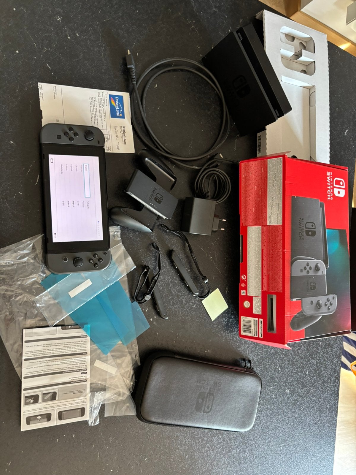 Nintendo Switch complète, Enlèvement ou Envoi, Comme neuf, Avec 2 manettes