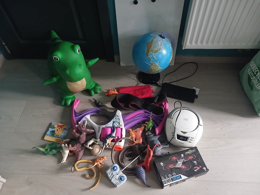 lot de brocante, jouets etc, Enlèvement