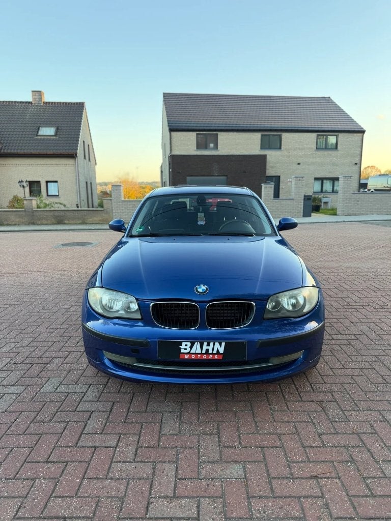 Facelifts uit de BMW 1-serie, 1 Reeks, Blauw, https://public.car-pass.be/verify/9009-2110-0701, Te koop
