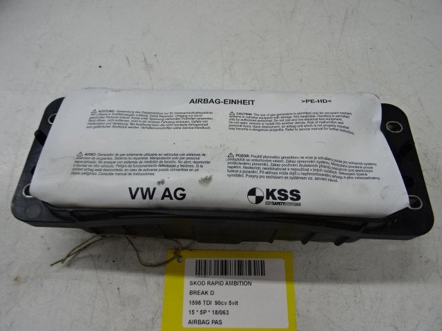 AIRBAG PASSAGIER Skoda Rapid Spaceback (1ST880204), Gebruikt, Skoda