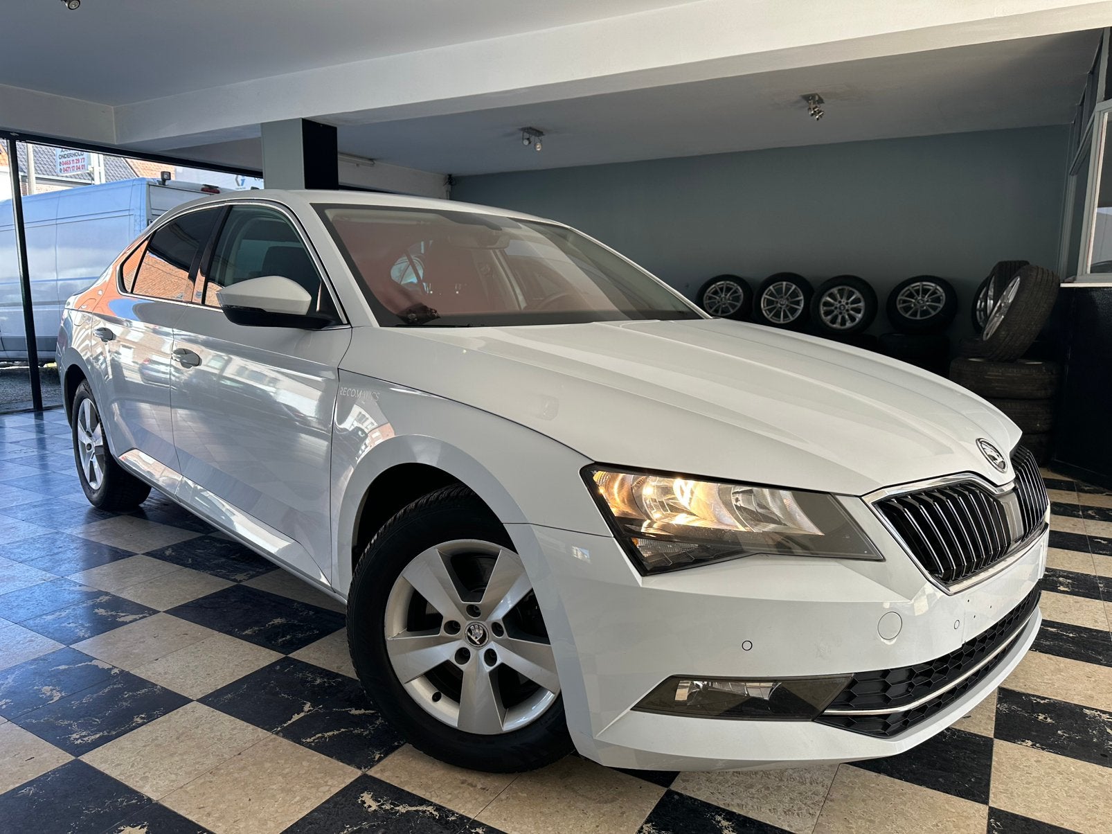 Skoda Superb Combi 1.6 TDI DSG Ambition*GPS+CAMERA*BTW Auto, Auto's, Skoda, Bedrijf, Te koop, Superb, ABS, Achteruitrijcamera