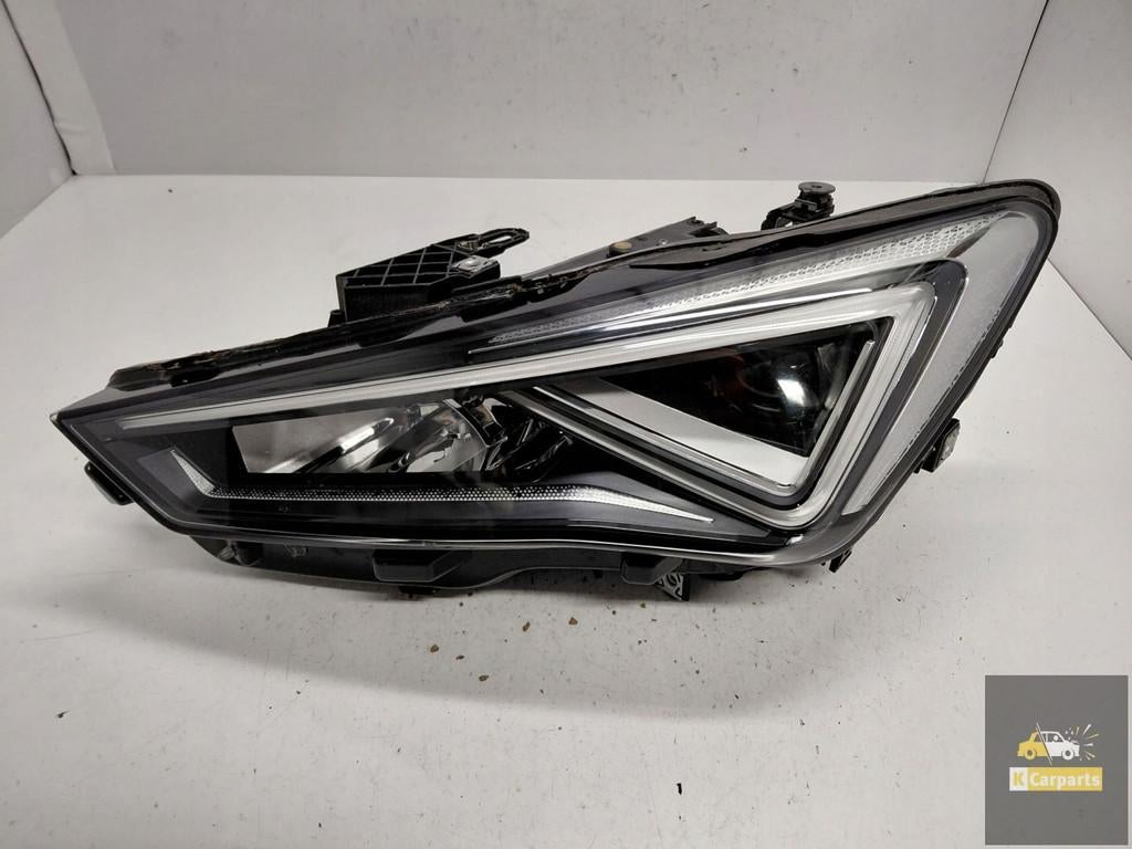 5FB.941.007.F, Liens de feux LED complets pour Seat Leon IV, Autovia A-2, Km 585 585
08760  Martorell, ES, SEAT S.A., Utilisé
