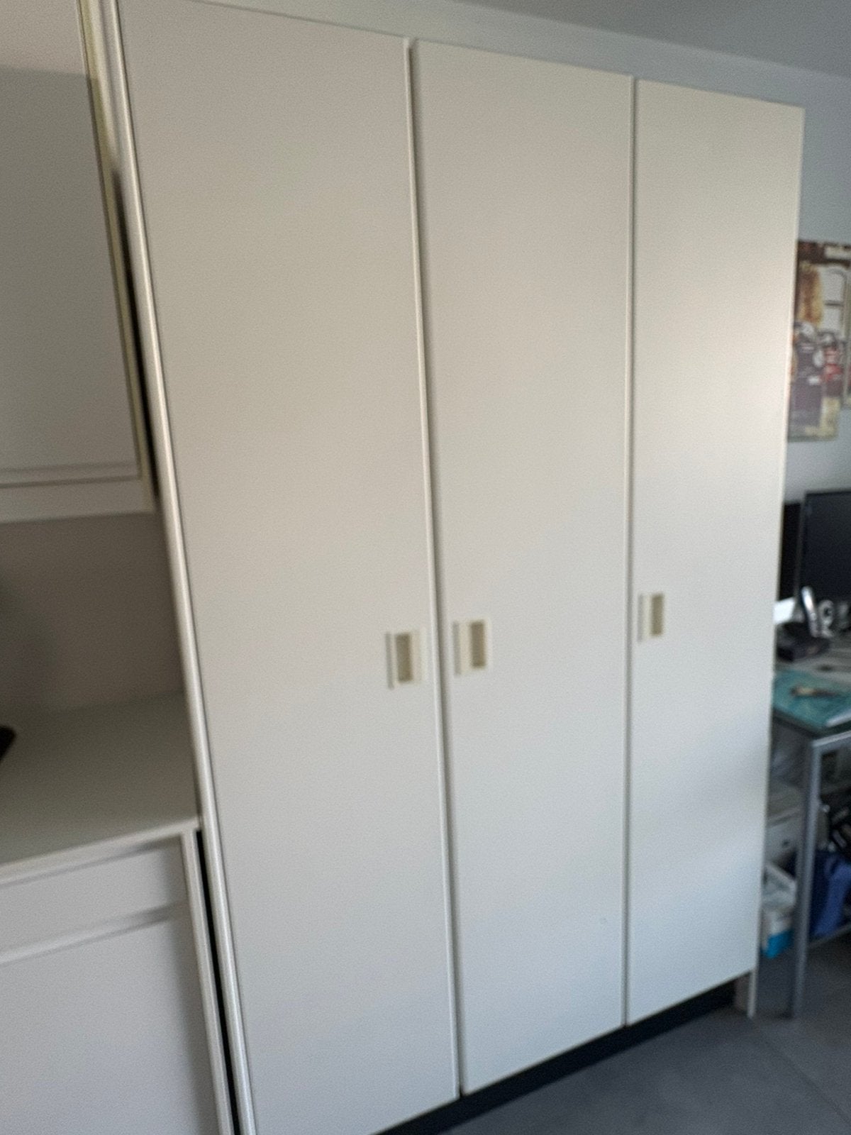 Bergingkast, Ophalen, Gebruikt, Met deur(en)