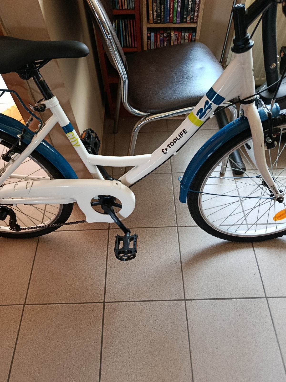 Meisjesfiets 24 ich, Ophalen, Zo goed als nieuw, Velgrem, Toplife