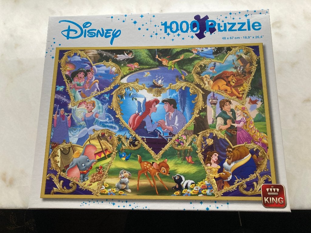 Disney puzzel, 1000 stukjes, merk King 1 stukje ontbreekt, Hobby en Vrije tijd, Ophalen of Verzenden, 500 t/m 1500 stukjes, Zo goed als nieuw