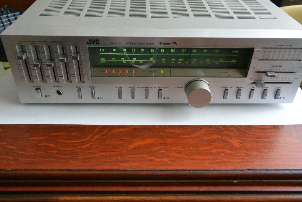 Vintage receiver JVC R S33L, Ophalen, JVC, Zo goed als nieuw, 60 tot 120 watt