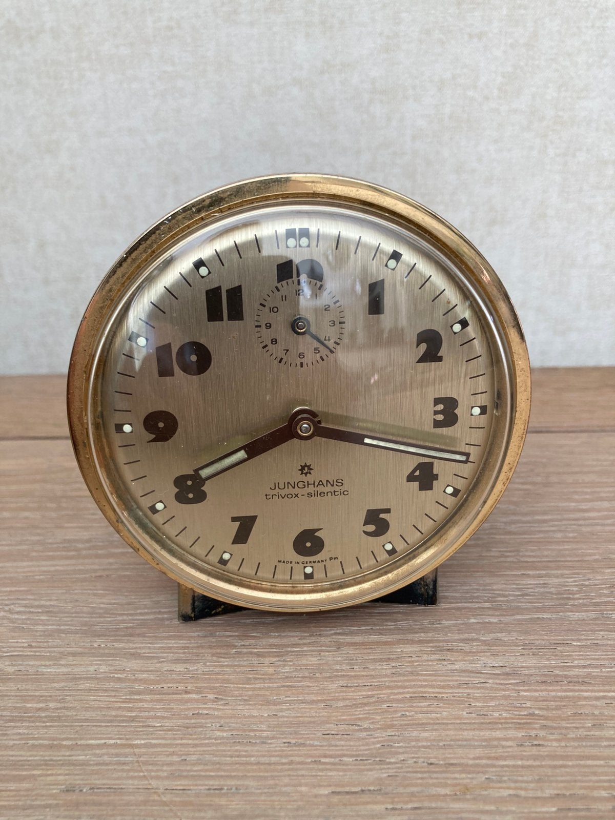 Vintage Junghans Trivox-Silentic Wekker – Rood/Goud, Elektronische apparatuur, Wekkers, Ophalen of Verzenden, Gebruikt