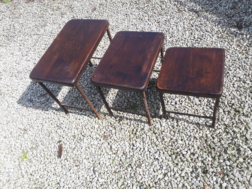 tables gigognes solides et rustiques, Maison & Meubles, Moins de 55 cm, Comme neuf, Enlèvement, Bois