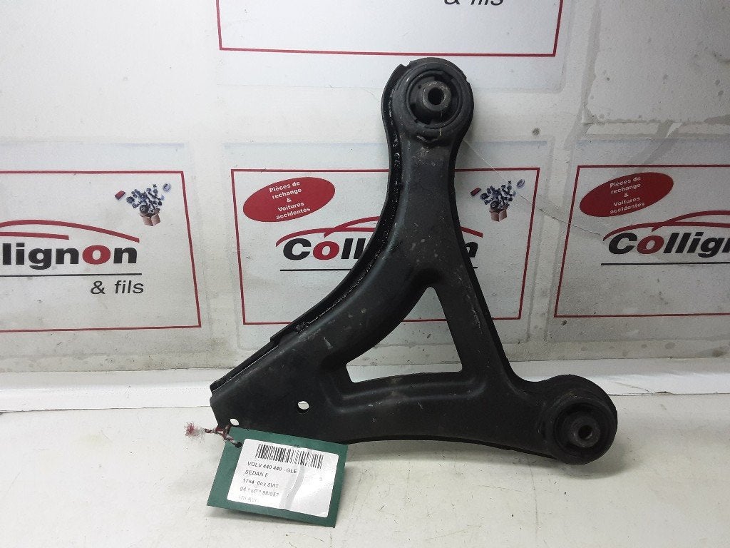 BRAS DE SUSPENSION AVANT GAUCHE (TRIANGLE) Volvo 440, Mevr. I. Hauben, Rue de l'Espoir 34 34
4030  GRIVEGNÉE, BE, Info@Collignon.be
