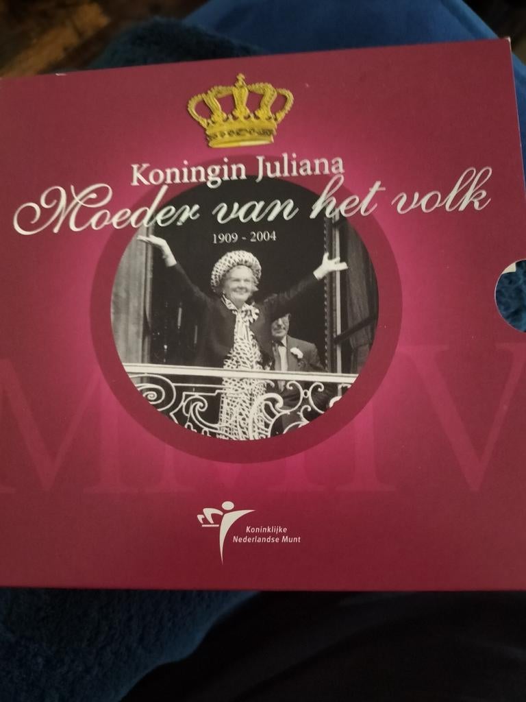 Muntset 2004 koningin Juliana, moeder van het volk, Verzenden