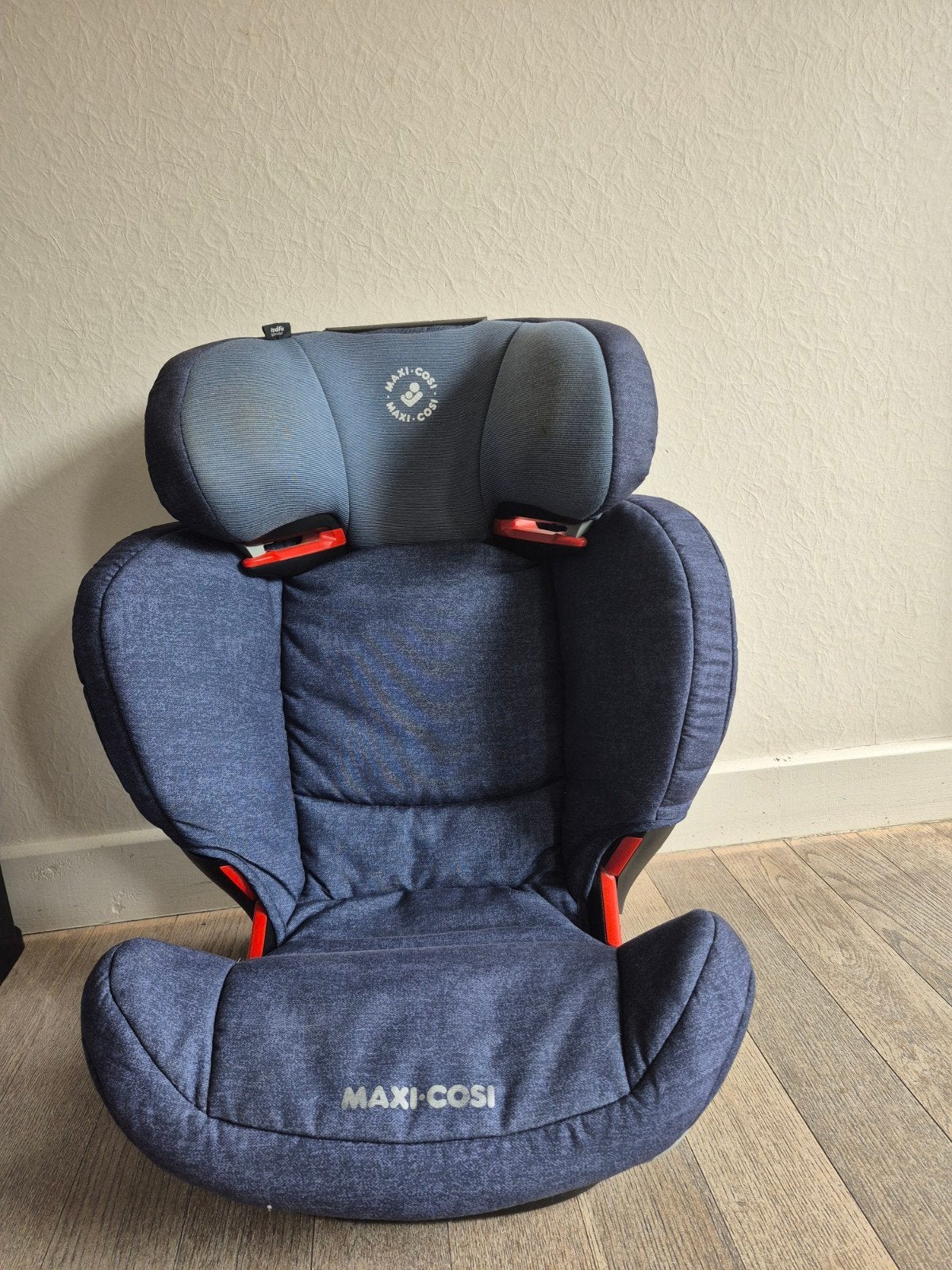 Maxi cosi rodifix air protect autostoel, Ophalen