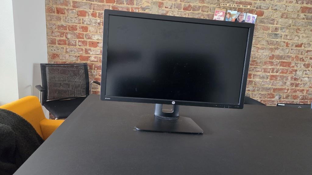 PC Scherm, Computers en Software, Monitoren, Ophalen, HD, IPS, Zo goed als nieuw