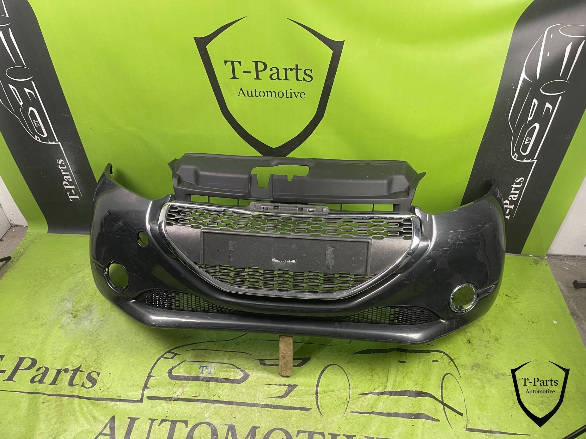 peugeot 208 voorbumper bumper 12+ grille rooster, Info@fabrikant.eu, Fabrikantstraat 1
1000 AA  Amsterdam, NL, Bumper, Peugeot