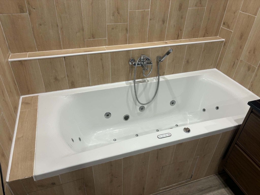 Baignoire balneo, Maison & Meubles, Enlèvement ou Envoi, Comme neuf
