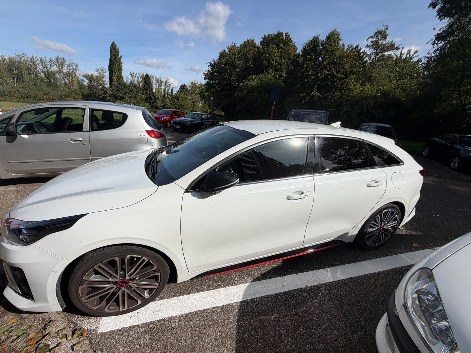 Kia ProCeed 2019 GT, Auto's, Automaat, Wit, 5 deurs, Particulier