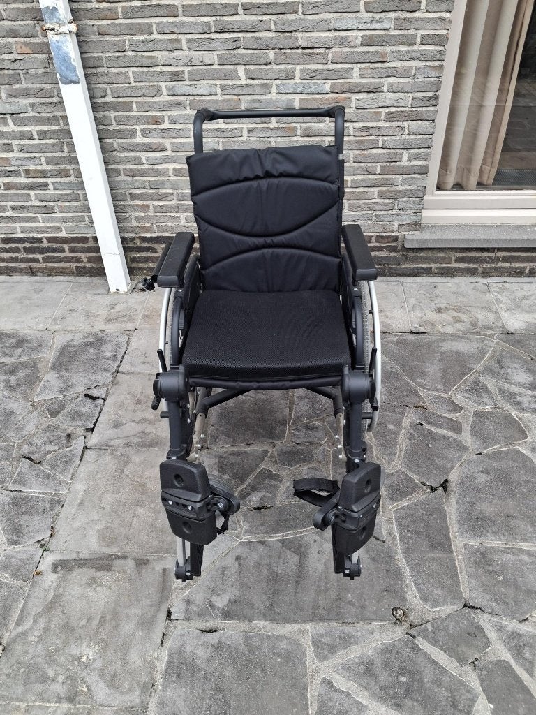 fauteuil roulant vermeiren v300, Enlèvement, Comme neuf, Fauteuil roulant à pousser