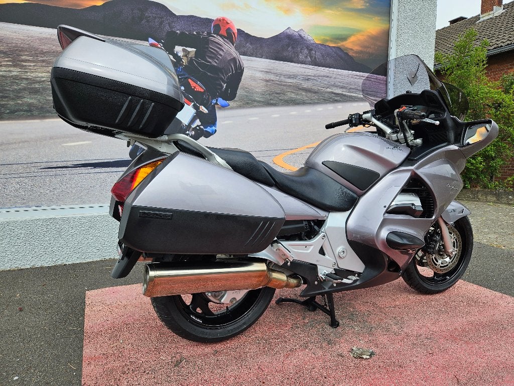 HONDA PAN EUROPEAN 1300 ABS, Motos, Permis Moto A, Tourisme, Entreprise, Occasion