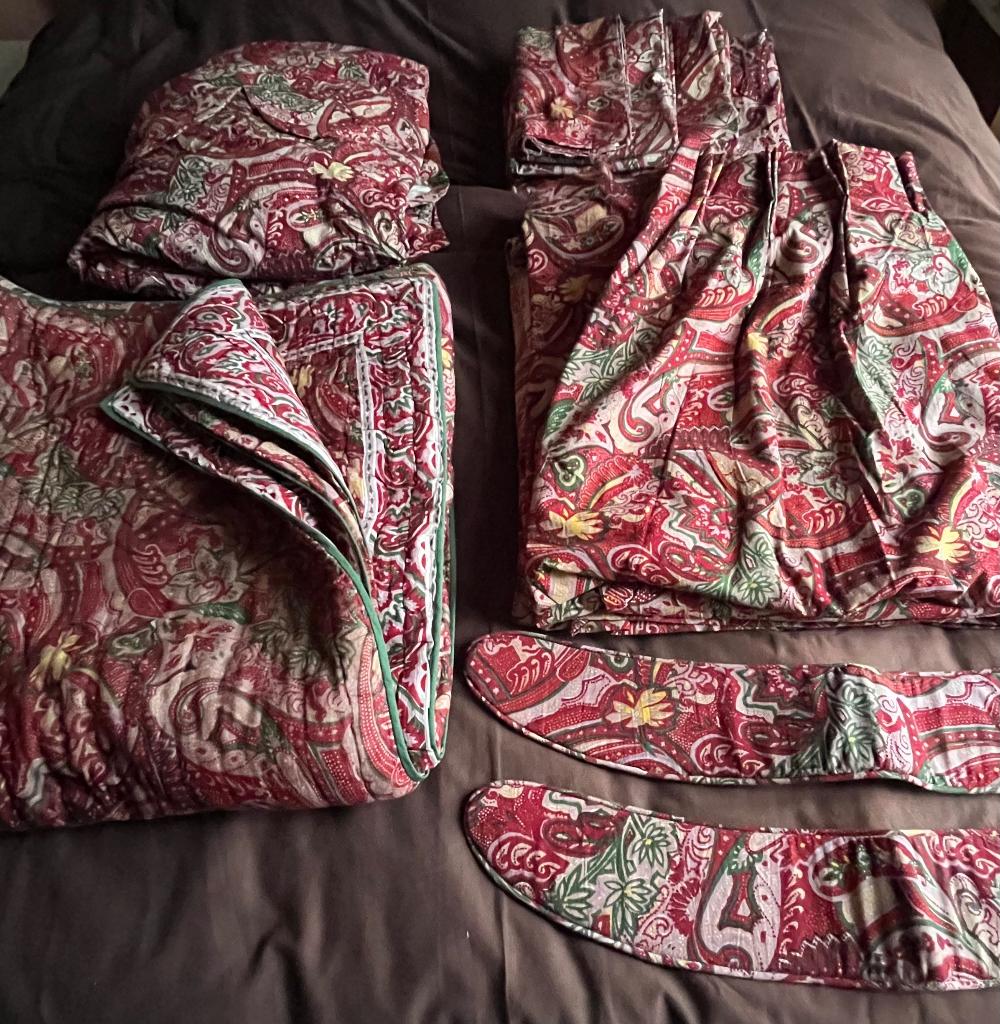 Ensemble de tentures,couvre-lit, barre, housse d’armoire……, Rouge, Enlèvement, Utilisé, Couverture ou Couette