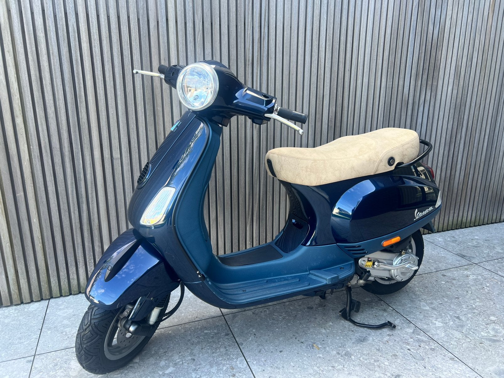 Vespa LX 50 B klasse, Fietsen en Brommers, Snorfietsen en Snorscooters, Ophalen, Gebruikt, Benzine, Vespa